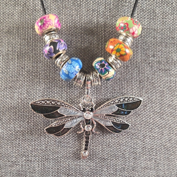 Jewelry - Elegant Silver Dragonfly Necklace with Colorful Beads